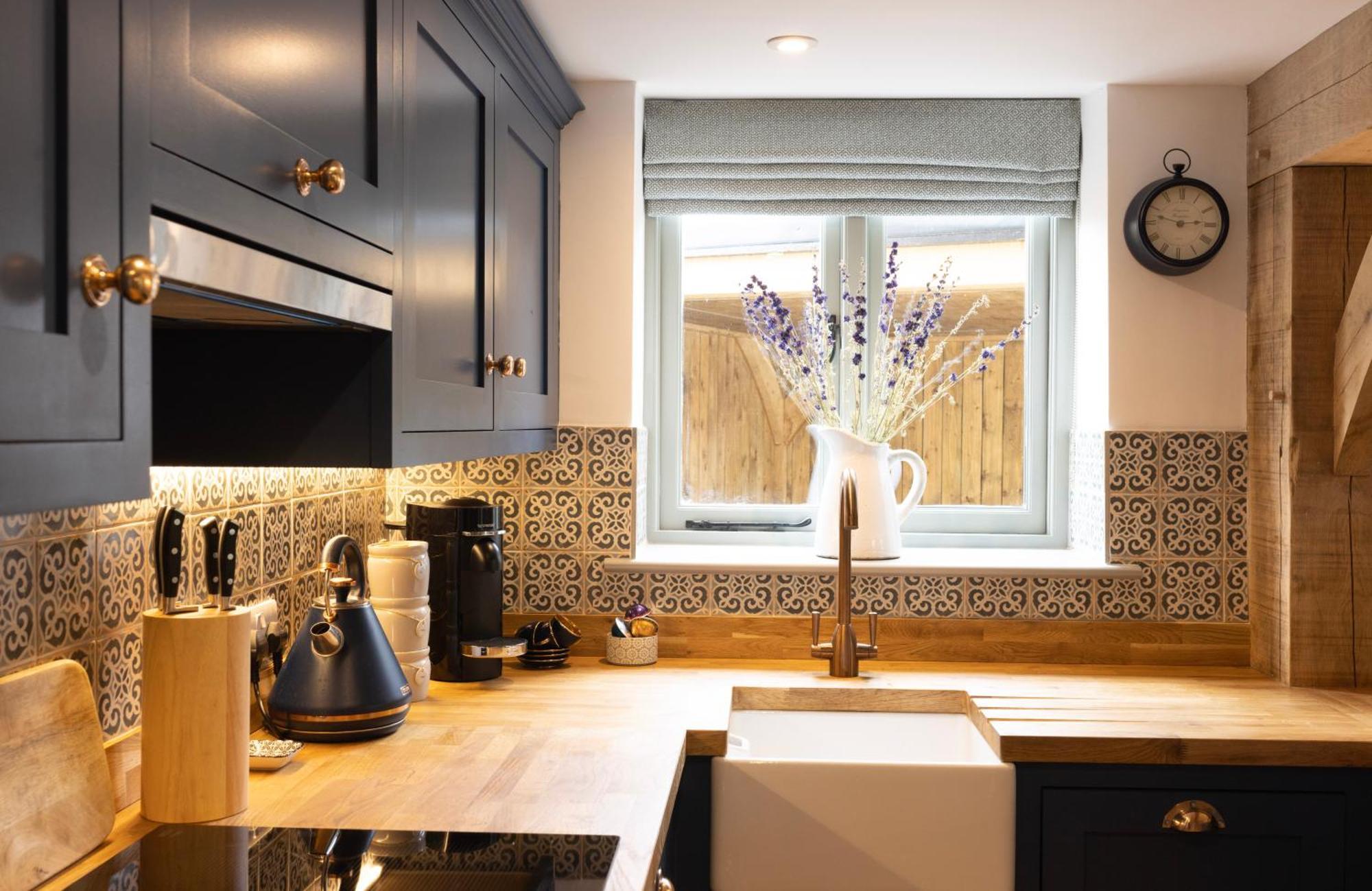 Cotswold Cottage With Hot Tub Bledington Extérieur photo